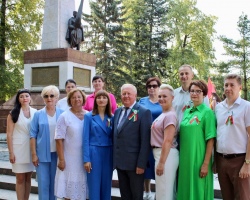 IMG-76cc49f2195ba6bac093b1f3bee4e7bf-V